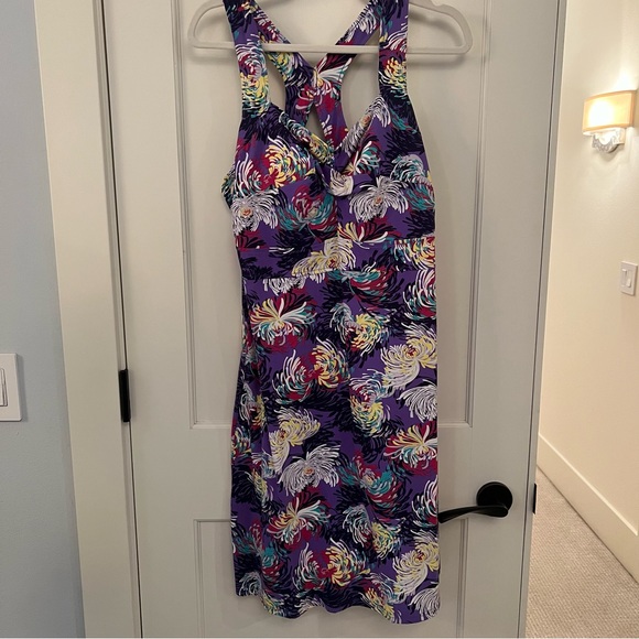 Garnet Hill Zinni floral twist front dress - Picture 5 of 8